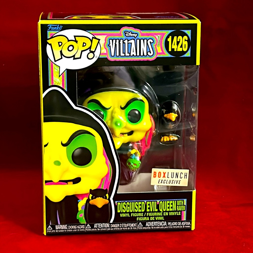 Funko Pop Disney Villains Black Light Disguised Evil Queen with Raven